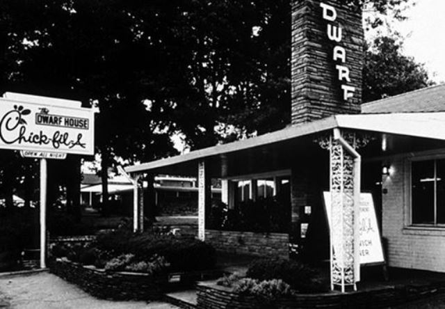 The original Chick-fil-a Dwarf Grill Opened in 1946 by Truett Cathy.